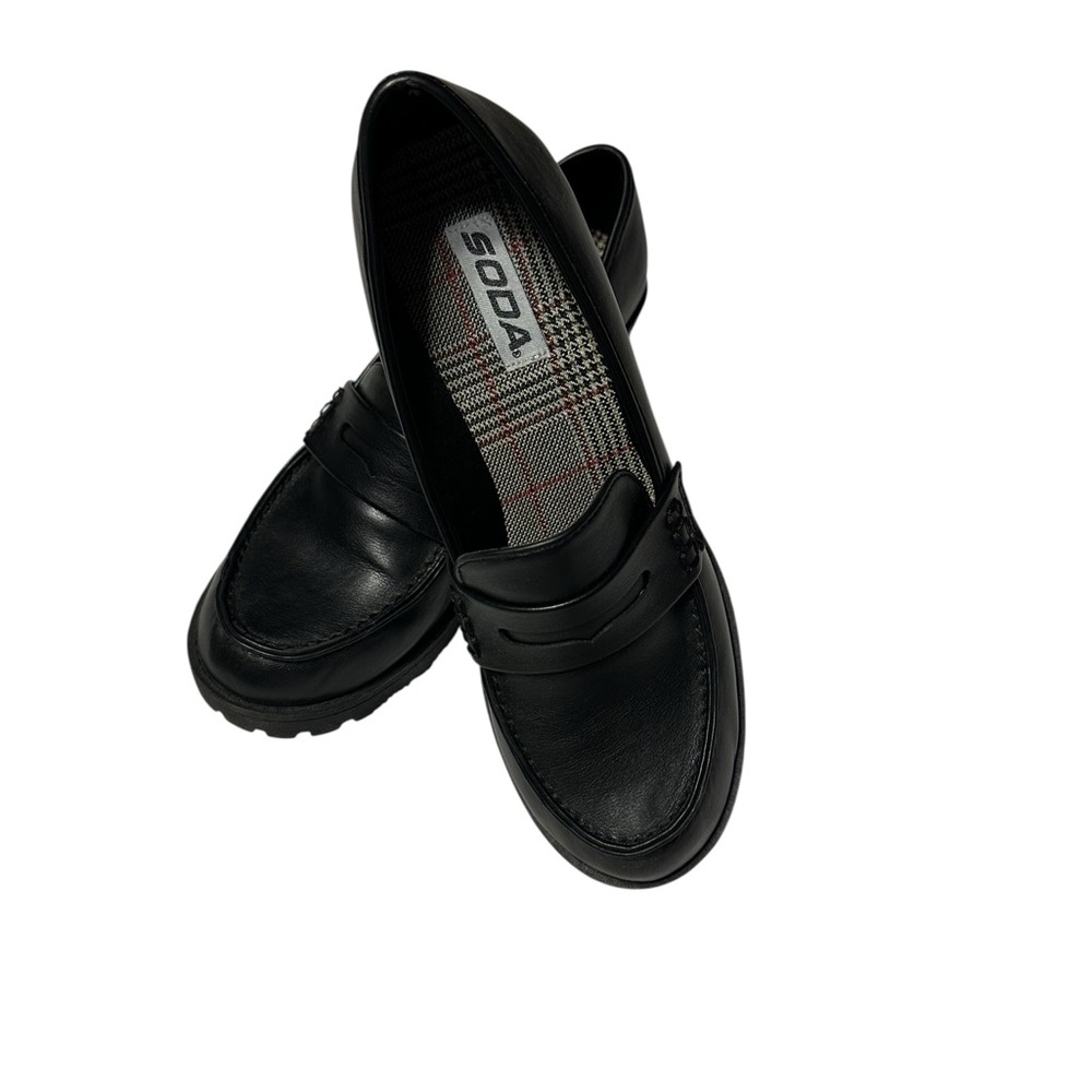 WOMEN'S SODA KINDER
HEELED LOAFERS